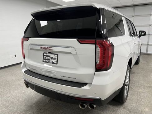 Used 2023 GMC Yukon XL Denali image 10