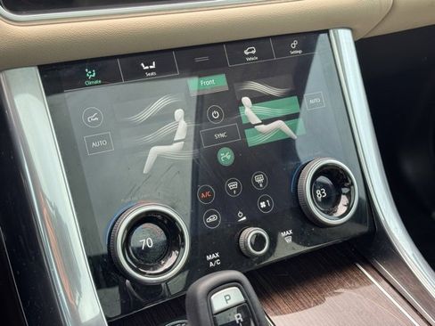 Used 2021 Land Rover Range Rover Sport HSE Silver Edition image 34