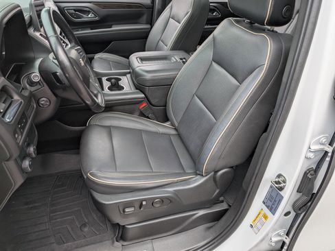 Used 2023 Chevrolet Tahoe Premier RWD image 17