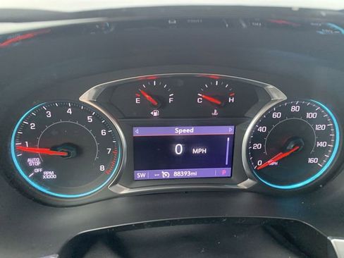 Certified 2021 Chevrolet Traverse LT image 11