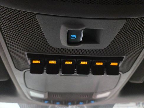 Used 2017 Ford F250 XLT w/ XLT Value Package image 62