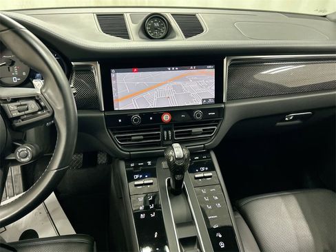 Certified 2023 Porsche Macan Turbo image 20