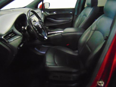 Used 2024 Buick Enclave Premium FWD image 10