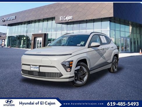 Certified 2024 Hyundai Kona SEL FWD image 1
