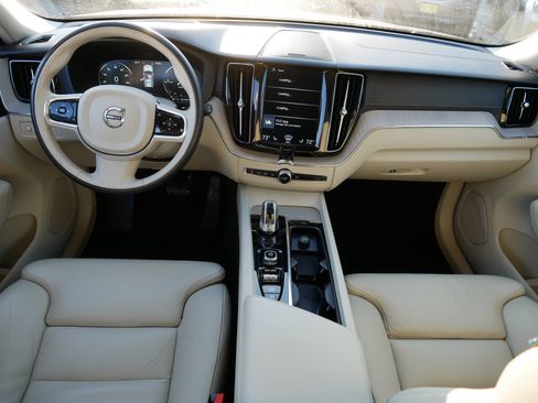 Used 2019 Volvo XC60 T8 Inscription w/ Advanced Package image 10