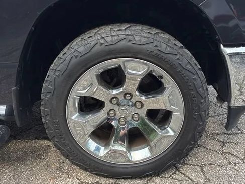Used 2019 RAM 1500 Big Horn AWD/4WD image 17