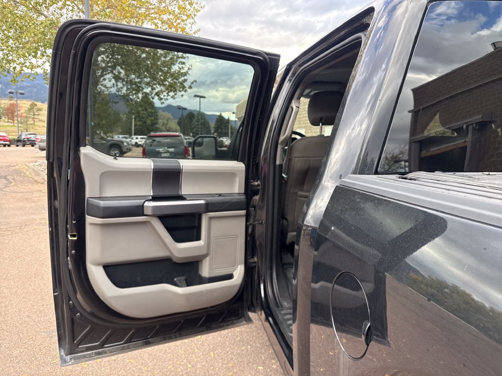 Used 2015 Ford F150 XLT w/ Trailer Tow Package AWD/4WD image 17