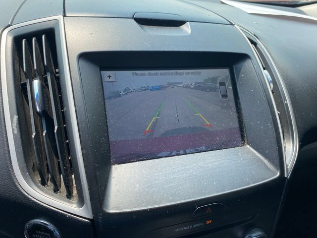 Used 2016 Ford Edge SEL w/ Canadian Touring Package FWD image 8