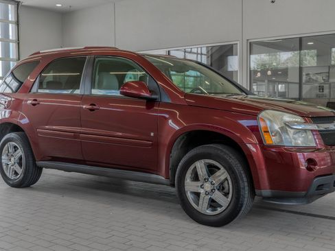 Used 2007 Chevrolet Equinox LT w/ LT Preferred Equipment Group AWD/4WD image 12
