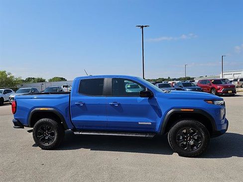 Used 2025 GMC Canyon Elevation w/ Convenience Package RWD image 6