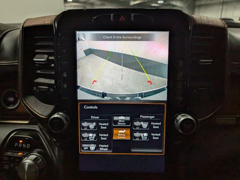 Used 2021 RAM 1500 Limited w/ Body Color Bumper Group image 31