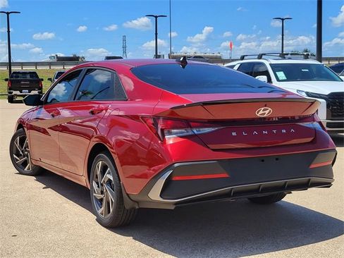 New 2025 Hyundai Elantra Sport image 3