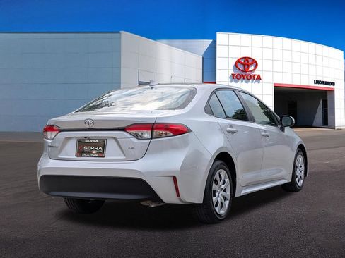 Used 2025 Toyota Corolla LE FWD image 10