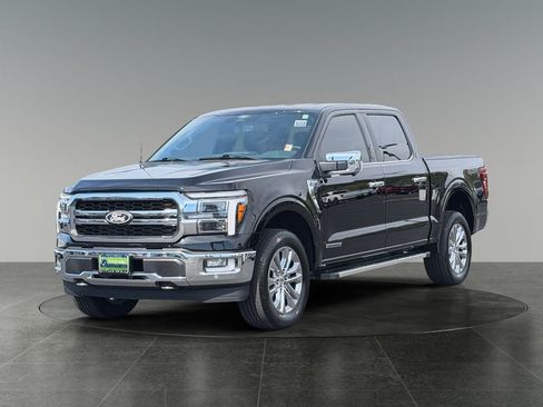 Used 2024 Ford F150 Lariat w/ Tow/Haul Package AWD/4WD image 3