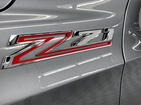 Used 2024 Chevrolet Tahoe Z71 w/ Luxury Package image 34