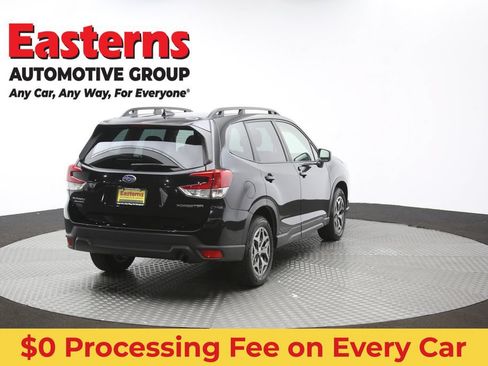 Used 2023 Subaru Forester Premium AWD/4WD image 44