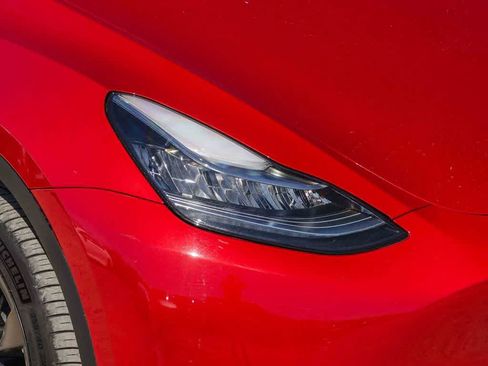 Used 2023 Tesla Model Y Long Range image 4