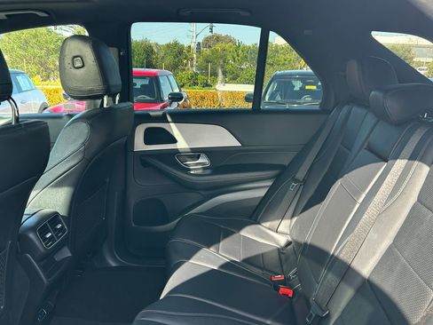 Used 2024 Mercedes-Benz GLE 450e 4MATIC image 31