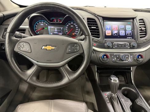Used 2018 Chevrolet Impala LT image 13