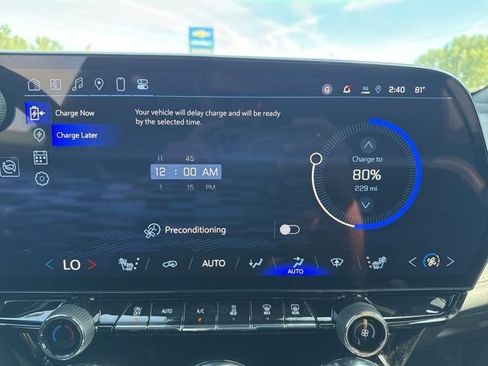 New 2025 Chevrolet Blazer EV LT image 35