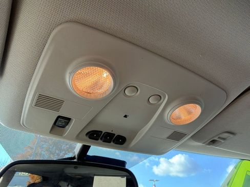 Used 2017 GMC Acadia Limited SLT image 34