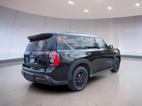 Used 2025 Nissan Armada PRO-4X w/ Pro-4X Premium Package image 4
