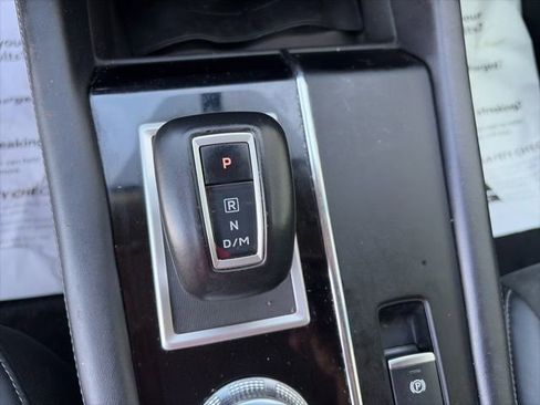 Used 2024 Mitsubishi Outlander SE image 18