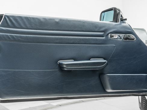 Used 1987 Mercedes-Benz 560 SL image 48