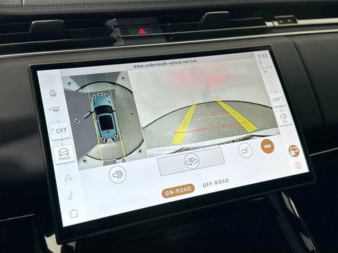 Certified 2025 Land Rover Range Rover Sport Dynamic SE image 13