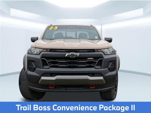 Used 2023 Chevrolet Colorado Trail Boss w/ Advanced Trailering Package AWD/4WD image 8