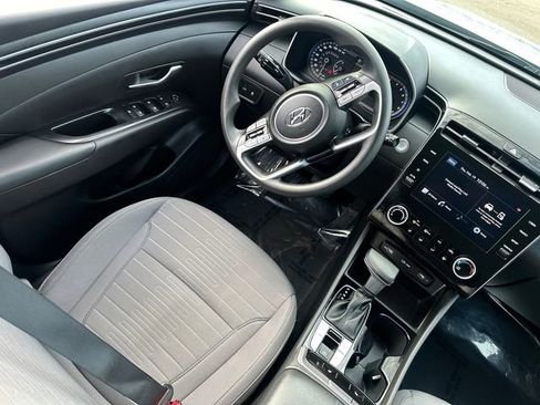 Used 2023 Hyundai Santa Cruz SEL w/ Cargo Package image 18