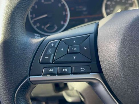 Used 2023 Nissan Sentra SV image 25