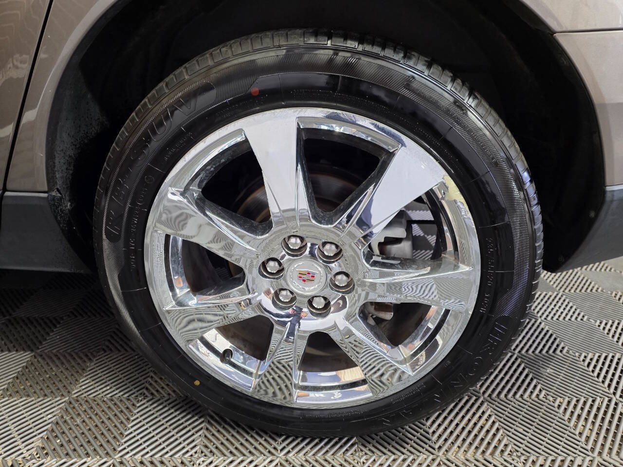 Used 2011 Cadillac SRX Premium FWD image 36