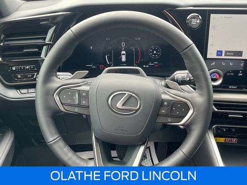 Used 2026 Lexus TX 350 AWD w/ Technology Package image 16