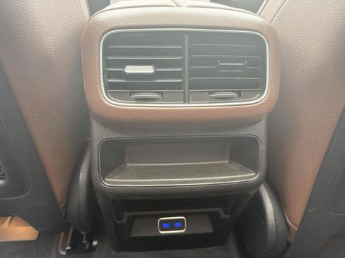 Used 2024 Mercedes-Benz GLE 350 4MATIC image 7