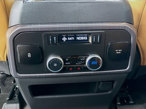 Used 2023 Ford Expedition Max Platinum image 26