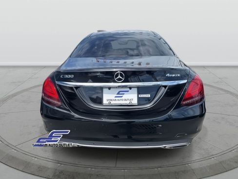 Used 2021 Mercedes-Benz C 300 4MATIC Sedan image 8