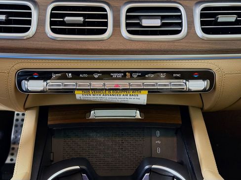 New 2026 Mercedes-Benz GLS 450 4MATIC image 19