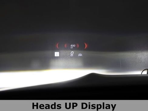 Used 2026 Mercedes-Benz Maybach GLS 600 4MATIC image 23