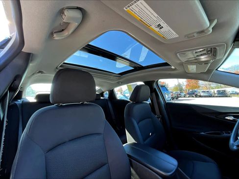 Used 2024 Chevrolet Malibu LT image 22