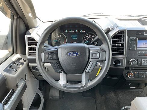 Used 2018 Ford F150 XLT image 15