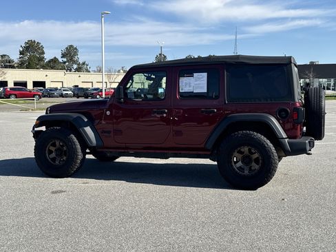 Used 2021 Jeep Wrangler Unlimited Sport image 11