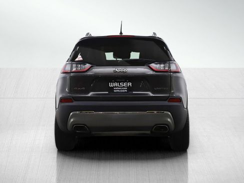 Used 2019 Jeep Cherokee Limited image 4