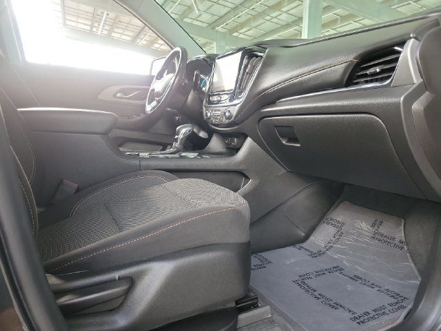 Used 2021 Chevrolet Traverse LT FWD image 23
