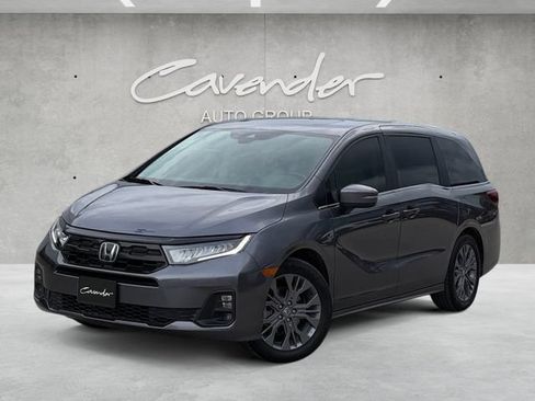 Used 2025 Honda Odyssey Touring image 1