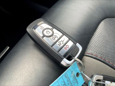 Used 2021 Ford F450 Platinum w/ FX4 Off-Road Package image 14