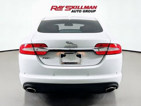 Used 2015 Jaguar XF Premium RWD image 6