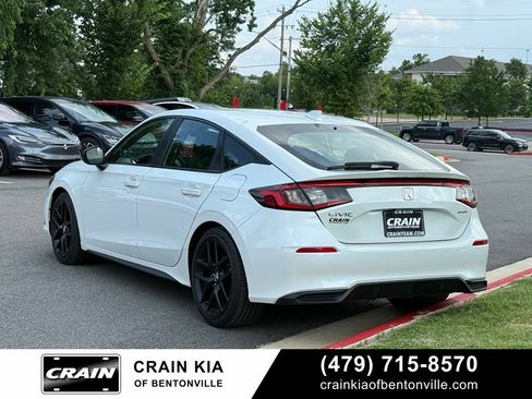 Used 2023 Honda Civic Sport image 5