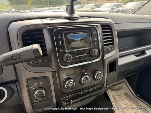 Used 2015 RAM 3500 Tradesman w/ Chrome Appearance Group AWD/4WD image 19