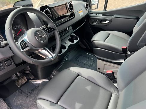 New 2026 Mercedes-Benz Sprinter 2500 image 15